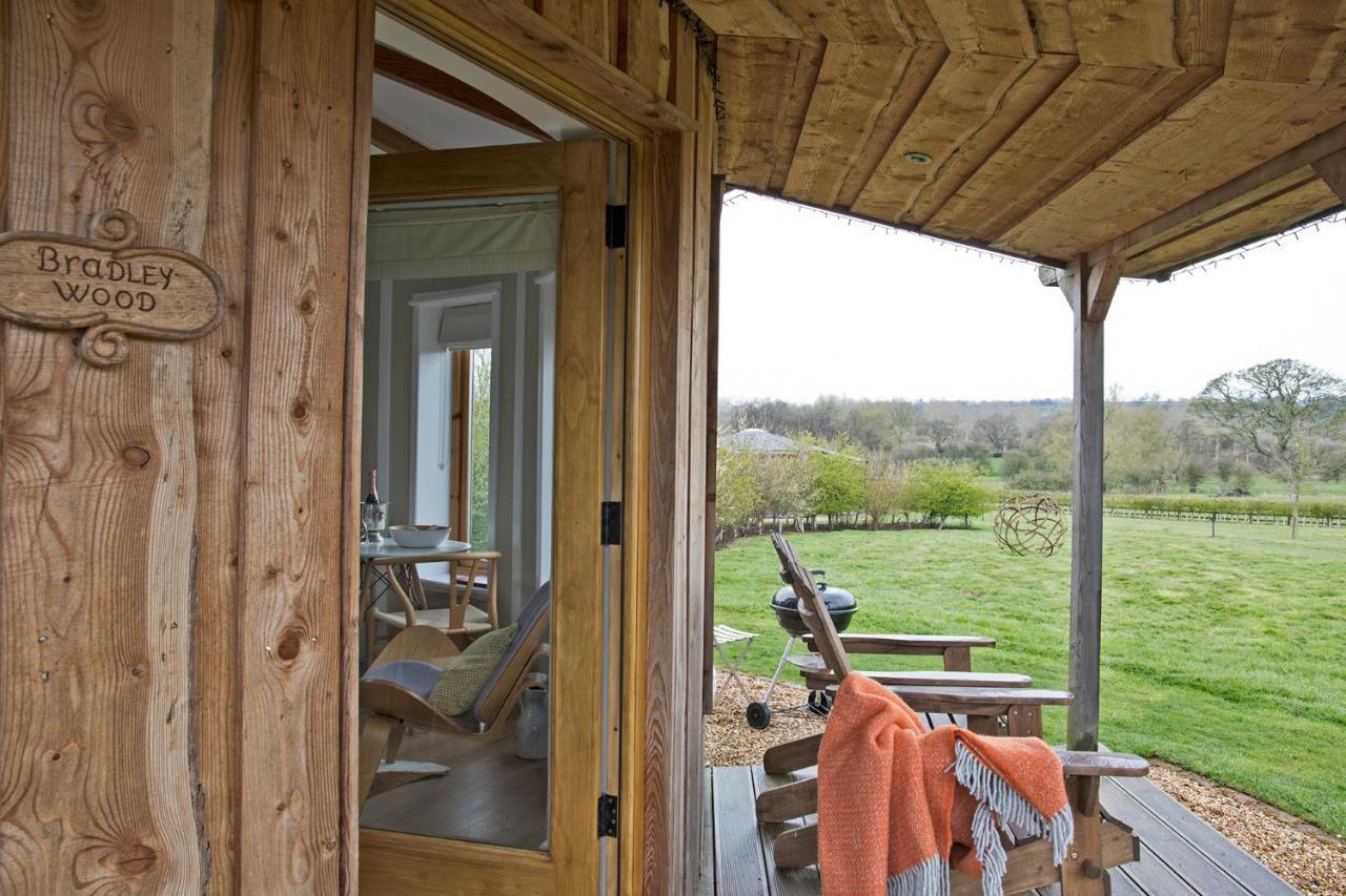 Nether Farm Roundhouses - Henmore Water & Sturston Winds With Hot Tubs - Bradley Wood No Hot Tub Ashbourne  Exterior photo