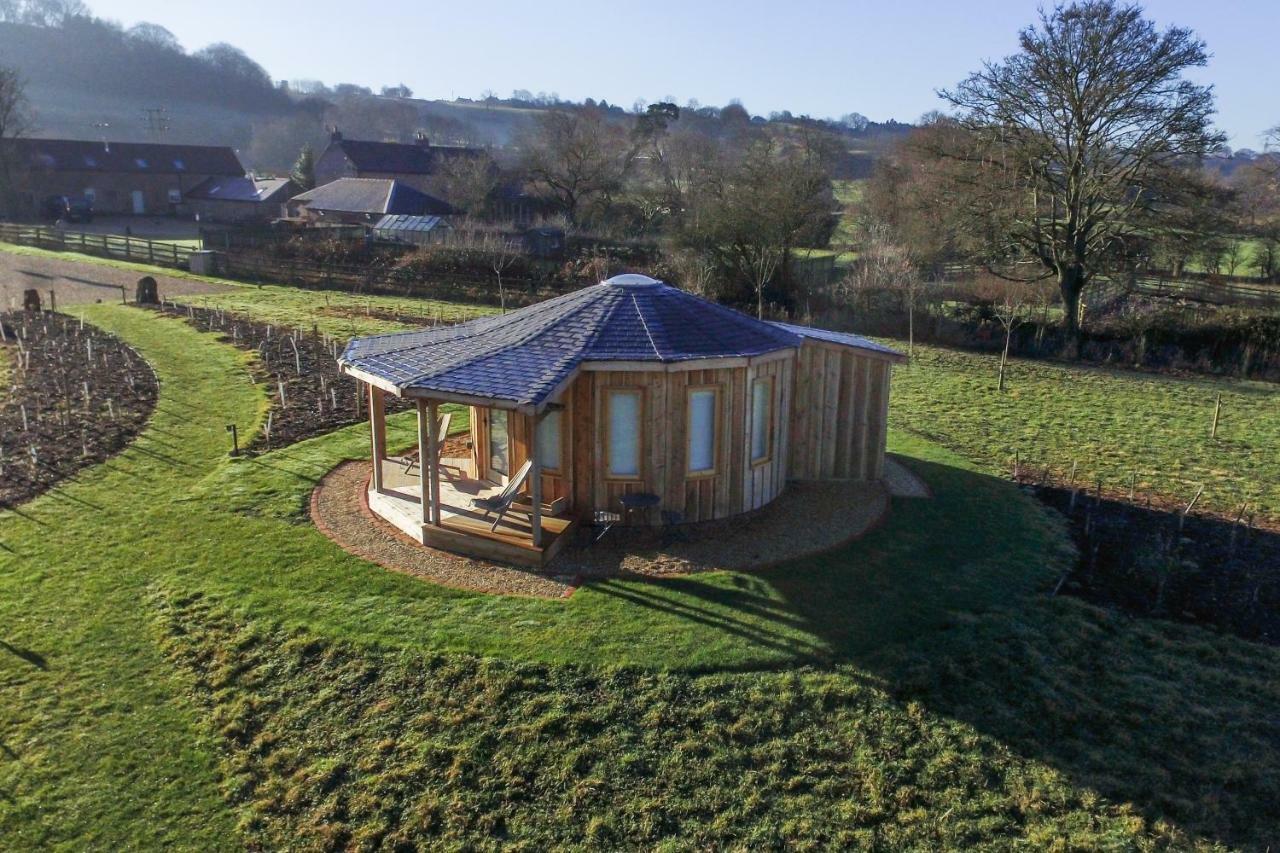 Nether Farm Roundhouses - Henmore Water & Sturston Winds With Hot Tubs - Bradley Wood No Hot Tub Ashbourne  Exterior photo