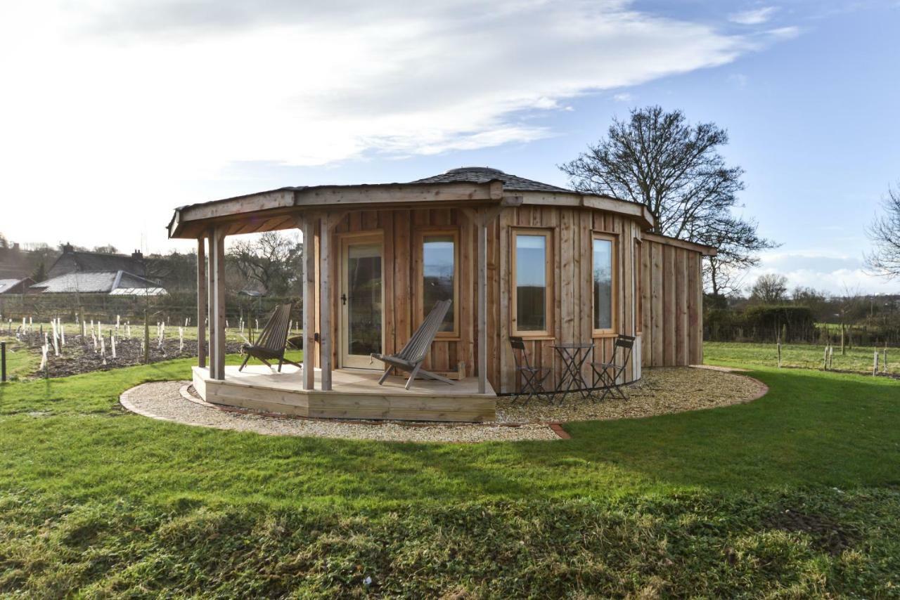 Nether Farm Roundhouses - Henmore Water & Sturston Winds With Hot Tubs - Bradley Wood No Hot Tub Ashbourne  Exterior photo